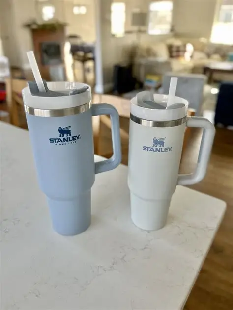Tumbler: Wadah Minum Praktis untuk Kehidupan Sehari-hari
